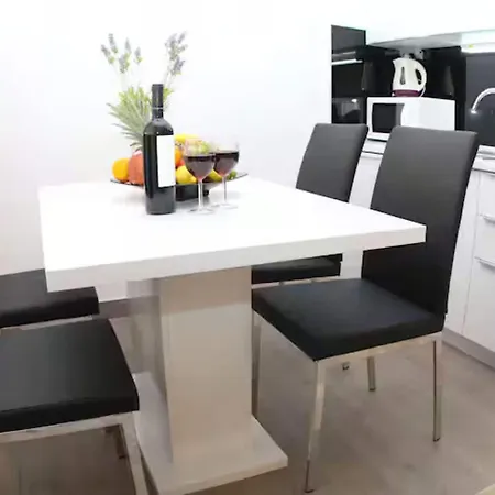 Miracle - Classic Apartment *